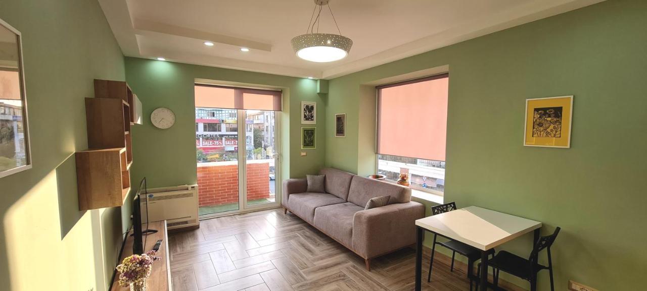 2V1 - Sheshi Willson Apartment Tirana Exterior photo